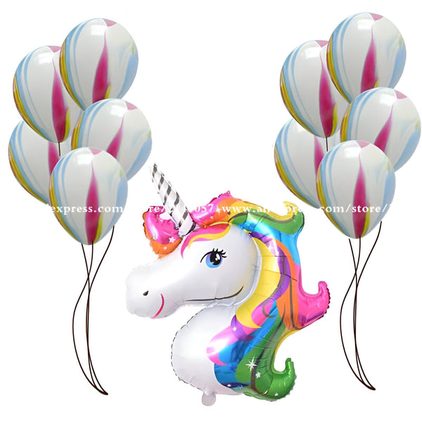 Ballons de fête : bouquet de ballons rayés blancs et bleus, et un ballon en forme de tête de licorne arc-en-ciel. Parfait pour une fête d'anniversaire magique !, 45501109829887 | Licorne Shop