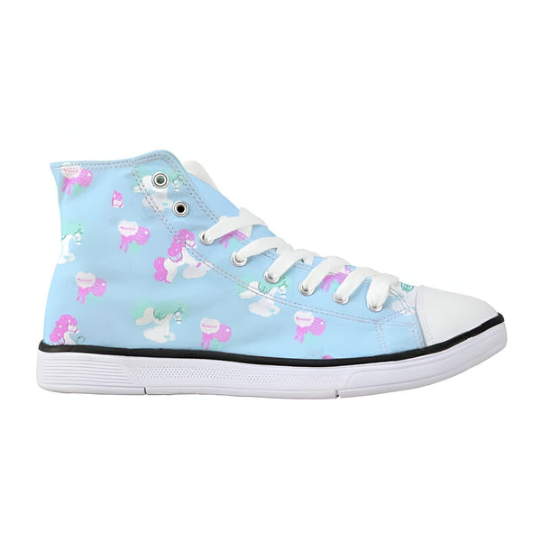 Basket montante bleu clair à motif licornes roses et blanches. Style décontracté, semelle blanche, lacets blancs. Chaussures tendance et originales pour enfants., 45502285709567,45502285742335,45502285775103,45502285807871,45502285840639,45502285873407,45502285906175,45502285938943,45502285971711 | Licorne Shop