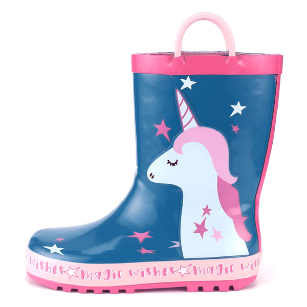 Botte de pluie enfant avec motif de licorne sur fond bleu. Bordure et poignée rose. Inscription "wishes magic with". Idéal pour les jours pluvieux, look tendance et ludique., 45501093642495,45501093675263,45501093708031,45501093740799,45501093773567,45501093806335,45501093839103,45501093871871,45501093904639 | Licorne Shop
