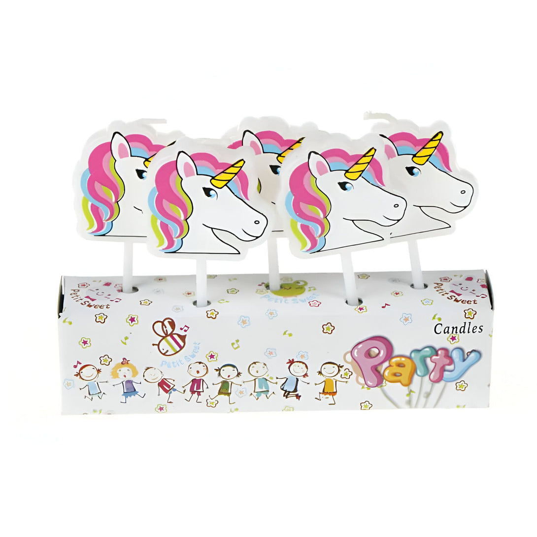 Lot de bougies d'anniversaire en forme de licorne dans leur emballage décoré. Idéal pour une fête d'enfants sur le thème de la magie et des contes de fées., 45501141614847 | Licorne Shop