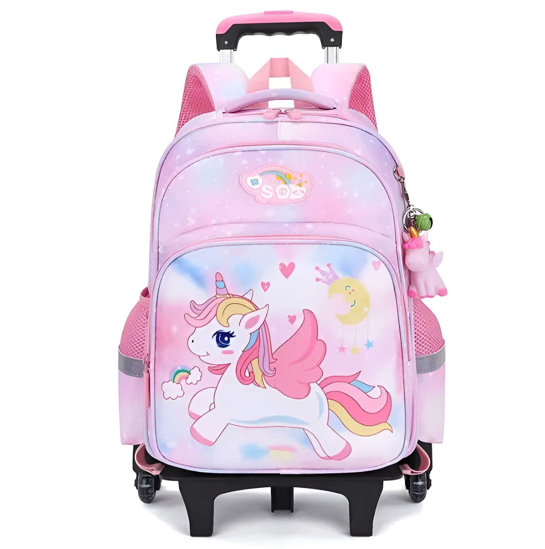 Une image d'un cartable à roulettes rose avec une licorne. Le cartable est décoré de cœurs, d'étoiles et de lunes. Il possède une poignée rétractable et des bretelles réglables.