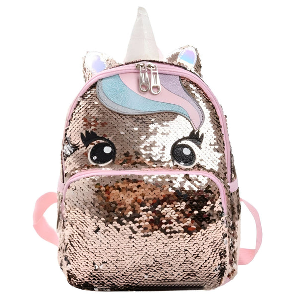 Un sac à dos rose et doré à paillettes en forme de licorne avec une crinière et une queue arc-en-ciel.