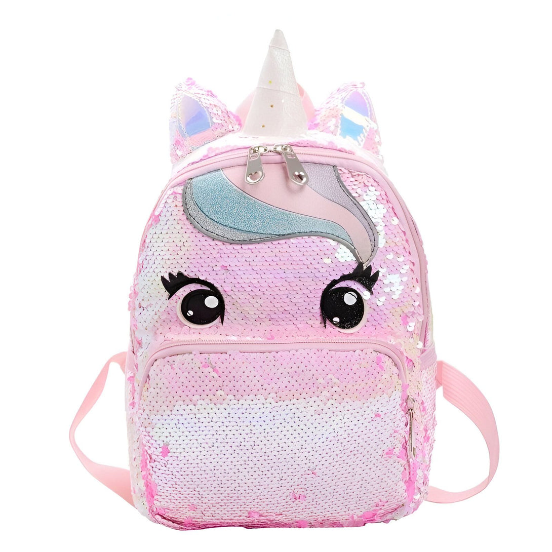 Un sac à dos rose en forme de licorne avec des paillettes réversibles.