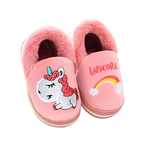 Paire de chaussons roses pour enfants, motif licorne et arc-en-ciel, bordure en fausse fourrure. Confortables et amusants pour les pieds des tout-petits., 45502174757119,45502174789887,45502174822655,45502174855423,45502174888191,45502174920959,45502174953727,45502174986495,45502175019263 | Licorne Shop