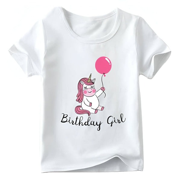 T-shirt blanc avec un dessin de licorne tenant un ballon rose. L'inscription "Birthday Girl" est imprimée en dessous du dessin. Vêtement idéal pour une fête d'anniversaire de fille., 45502334042367,45502334075135,45502334107903,45502334140671,45502334173439,45502334206207,45502334238975,45502334271743 | Licorne Shop