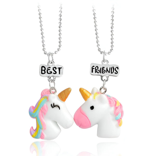 Colliers d'amitié, avec des pendentifs en forme de licornes colorées et les mots « Best Friends ». Idéal comme cadeau pour les meilleures amies. Bijoux fantaisie pour filles. Accessoire tendance pour sceller une belle amitié., 45501736124671 | Licorne Shop