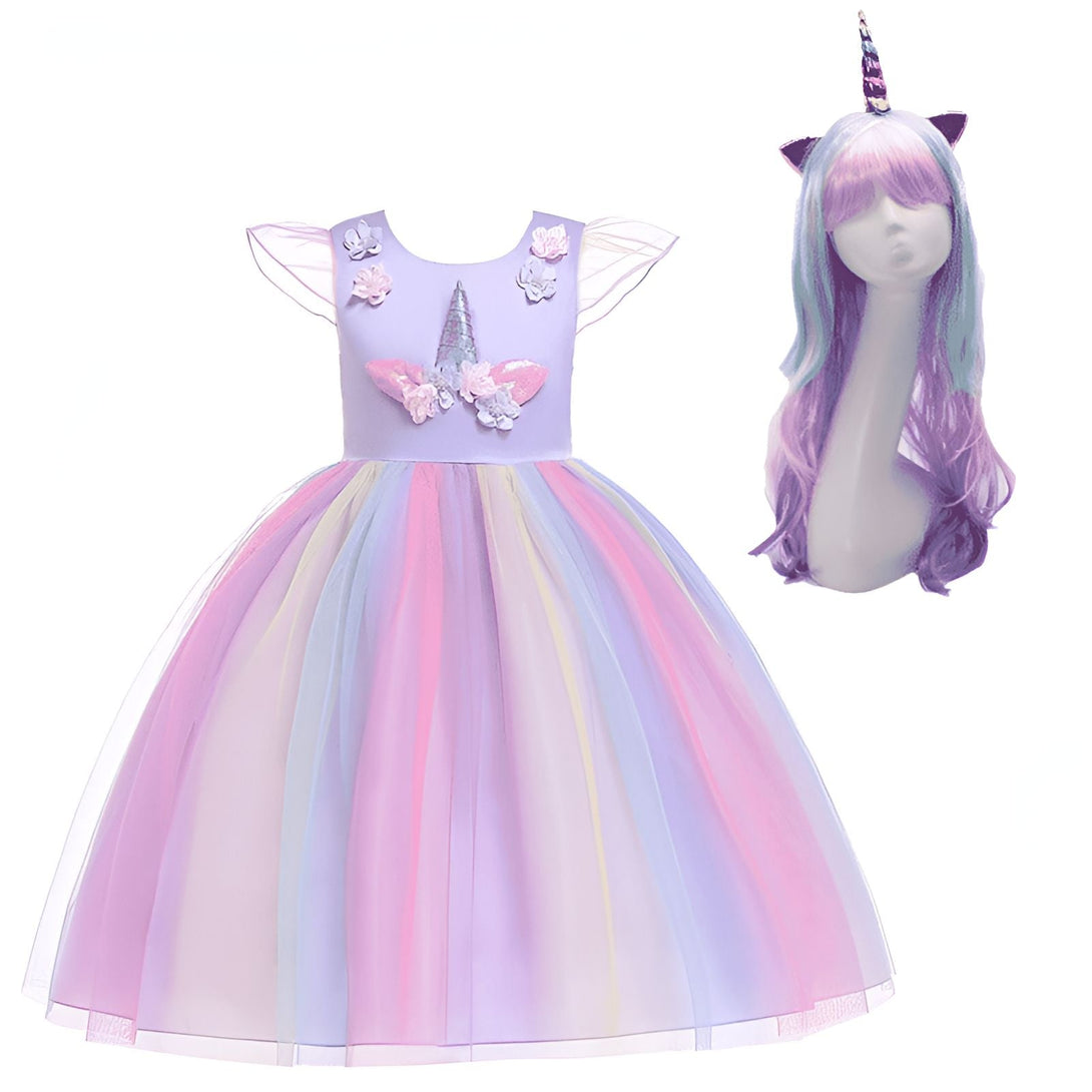 Robe de princesse licorne avec tulle arc-en-ciel et détails floraux. Ensemble comprenant robe et perruque avec corne de licorne, idéal pour fêtes et déguisements féériques., 45501284122879,45501284155647,45501284188415,45501284221183,45501284286719,45501284319487,45501284352255,45501284385023 | Licorne Shop