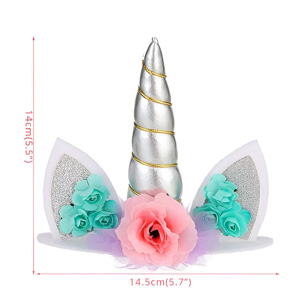 Serre-tête licorne avec corne argentée, oreilles pailletées et fleurs roses et turquoise. Accessoire de fête, déguisement pour enfant. Dimensions indiquées., 45501305585919 | Licorne Shop