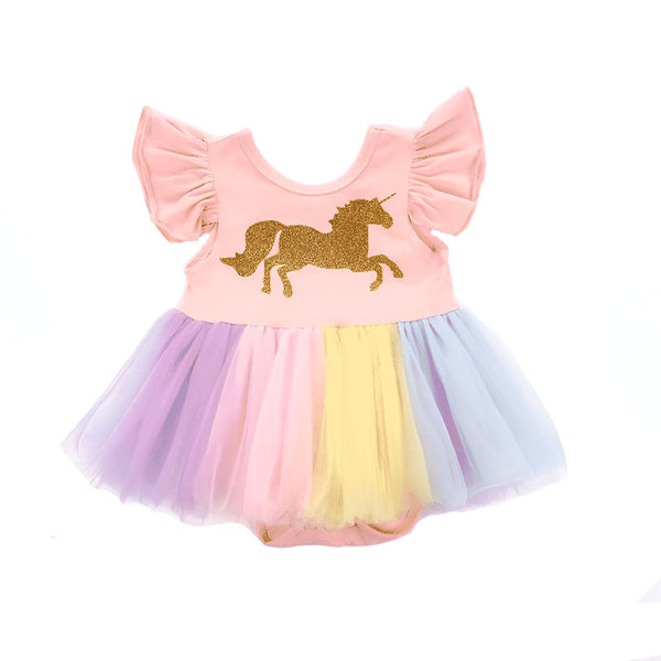 Combinaison rose pâle pour bébé avec tutu arc-en-ciel et motif de licorne dorée scintillante sur le devant. Tenue mignonne et festive, parfaite pour les petites princesses., 45501211836671,45501211869439,45501211902207,45501211934975,45501211967743,45501212000511,45501212033279,45501212066047 | Licorne Shop