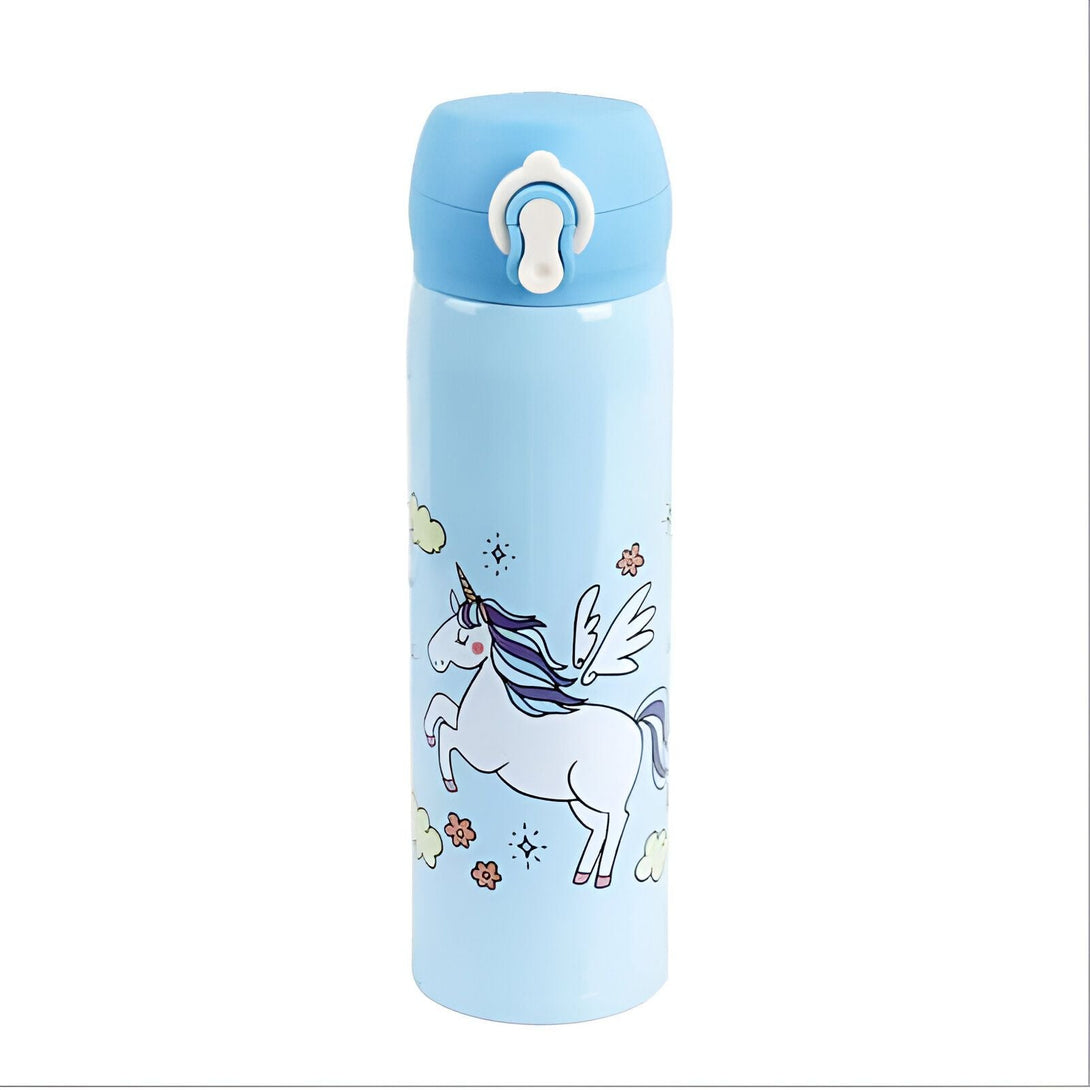 Gourde bleue pastel avec un motif de licorne ailée, nuages et petites fleurs. Idéale pour les enfants, cette bouteille isotherme garde les boissons fraîches ou chaudes., 45501173072127 | Licorne Shop