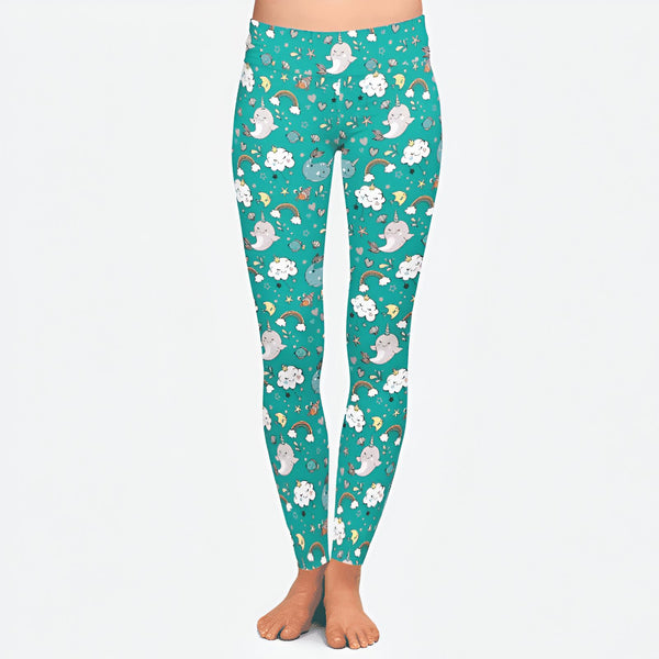 Legging turquoise avec un motif fantaisie de narvals, de nuages, d'arcs-en-ciel et d'étoiles. Vêtement de sport pour femme, idéal pour le yoga ou le fitness., 45501944201471,45501944234239,45501944267007,45501944299775,45501944332543,45501944365311,45501944398079,45501944430847 | Licorne Shop