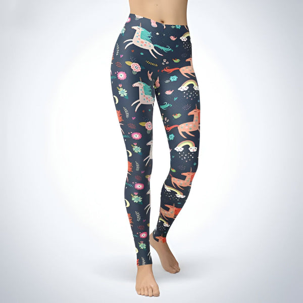 Leggings fantaisie à motifs licornes, arcs-en-ciel, fleurs et lunes sur fond bleu foncé. Style fun et coloré, parfait pour le sport ou le quotidien. Confort et originalité garantis!, 45501945512191,45501945544959,45501945577727,45501945610495,45501945643263,45501945676031,45501945708799,45501945741567 | Licorne Shop