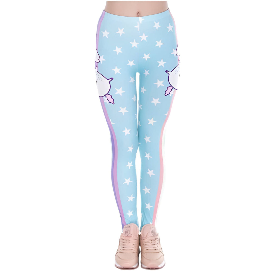 Legging bleu ciel avec motifs licornes et étoiles blanches, bande arc-en-ciel sur le côté. Chaussures de sport beiges. Vêtement fantaisie., 45501952950527,45501952983295,45501953016063,45501953048831,45501953081599,45501953114367,45501953147135,45501953179903 | Licorne Shop