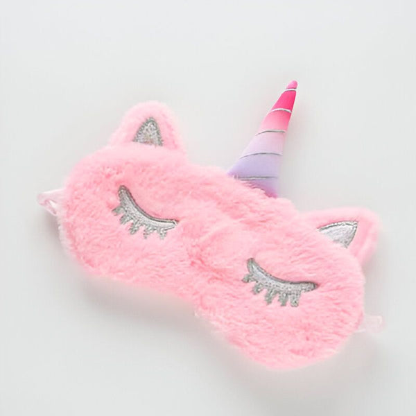 Masque de sommeil en forme de licorne rose avec des cils brodés argentés et une corne multicolore. Accessoire de nuit doux et confortable., 45501057663231 | Licorne Shop