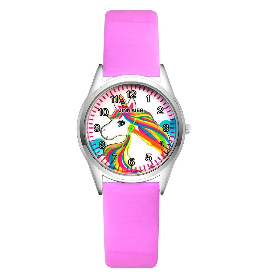 Une montre licorne rose avec un bracelet en silicone. Le cadran de la montre est blanc avec une image de licorne arc-en-ciel.