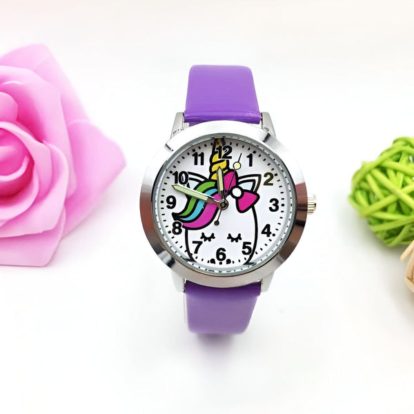 Montre pour enfant avec un bracelet violet et un cadran orné d'un dessin de licorne colorée., 45501321609471 | Licorne Shop
