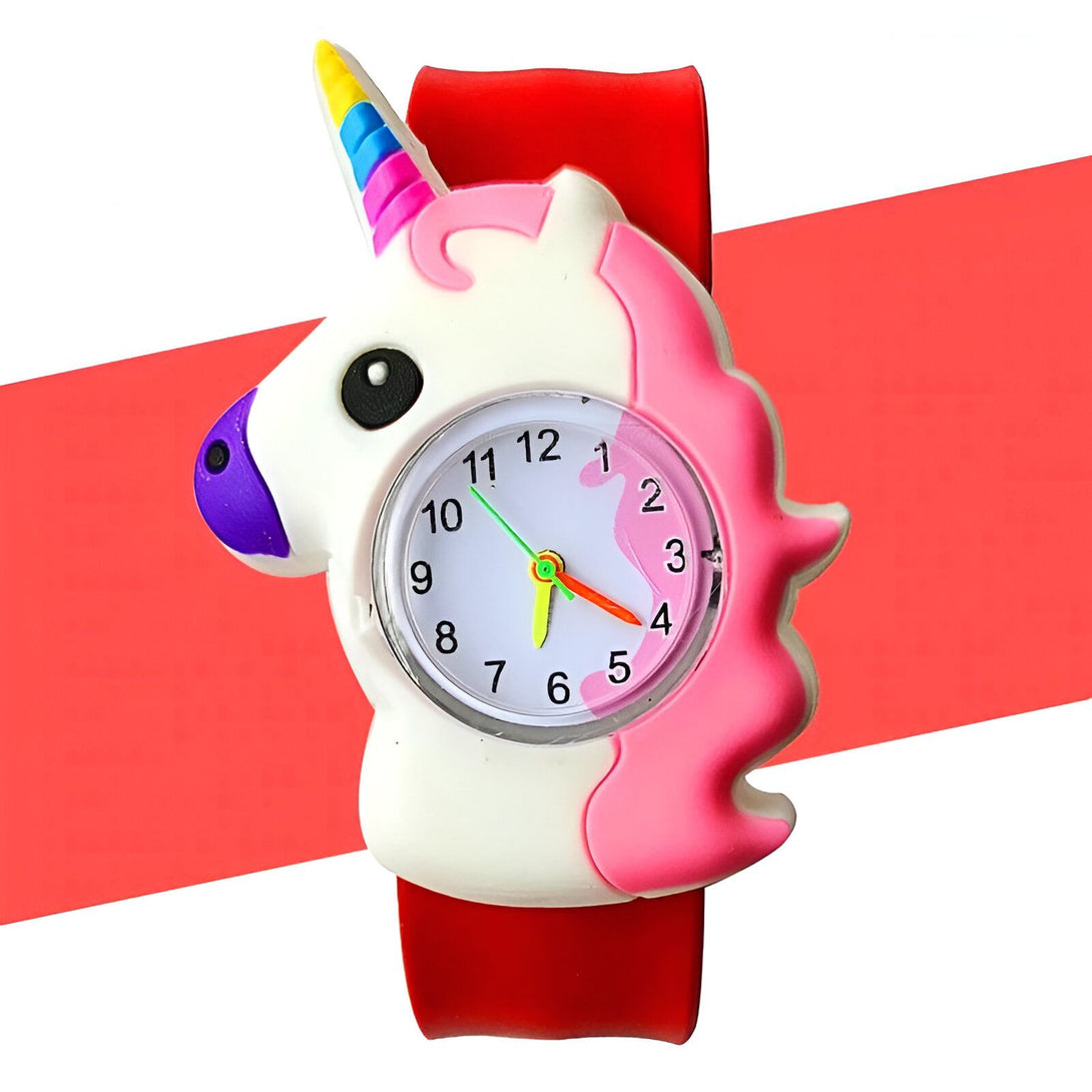 Une montre licorne rose et blanche avec un bracelet rouge.