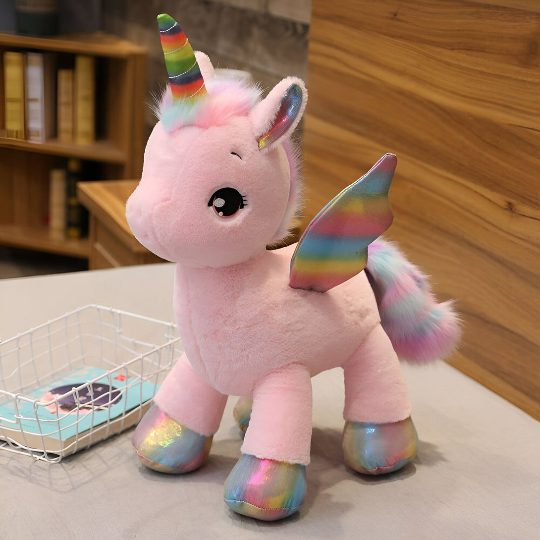 Peluche licorne rose avec corne et ailes arc-en-ciel. Jouet doux et mignon pour enfant, décoration chambre d'enfant. Animal en peluche., 45501420798207 | Licorne Shop