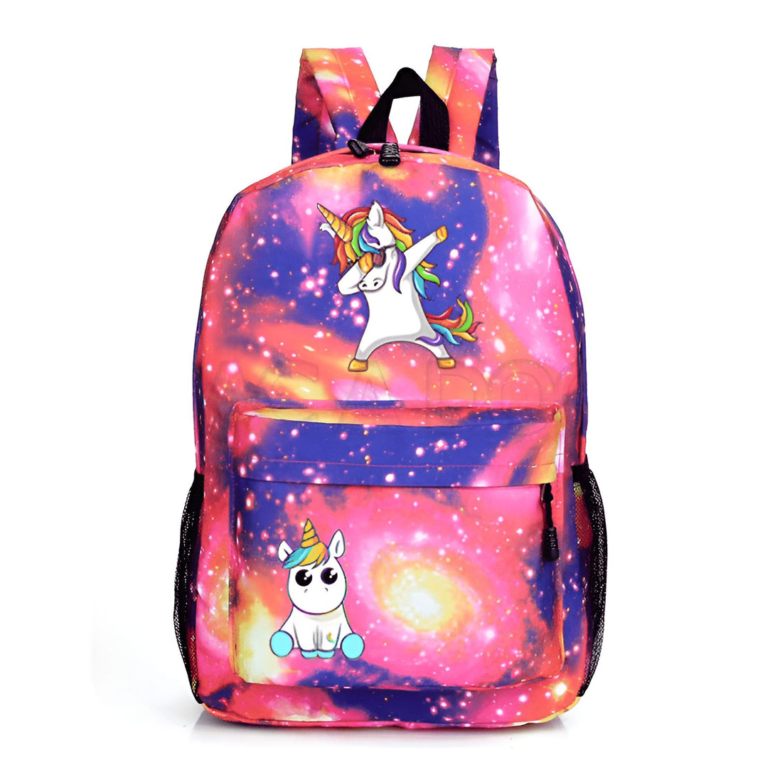 Sac à dos pour enfants avec motif galaxie rose et violet, orné de deux licornes : une qui "dabe" et une petite licorne assise., 45501270425855 | Licorne Shop