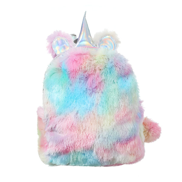 Une peluche licorne colorée avec une corne et des oreilles en 3D. La peluche est rose, bleue et verte avec une crinière et une queue arc-en-ciel.