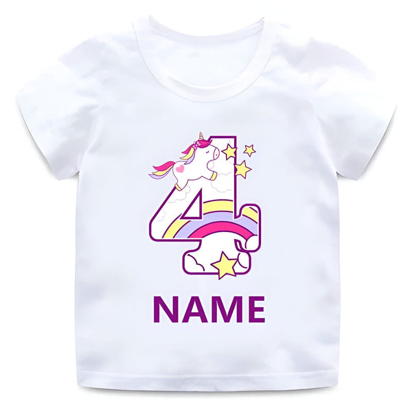 T-shirt blanc pour enfant, imprimé personnalisé "4 ans" avec motif licorne et étoiles, idéal pour un anniversaire., 45502322016511,45502322049279,45502322082047,45502322114815,45502322147583,45502322180351,45502322213119,45502322245887 | Licorne Shop