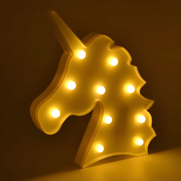 Lampe décorative en forme de tête de licorne éclairée. Lumières LED jaunes douces. Décoration de chambre d'enfant. Ambiance chaleureuse et féerique. Design moderne et ludique., 45501070901503 | Licorne Shop