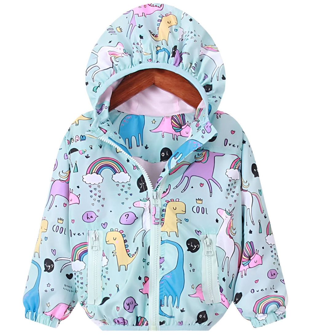 Veste à capuche pour enfant avec motif dinosaures et licornes sur fond bleu pastel. Fermeture éclair et poches avant. Idéal pour les jours frais., 45502385520895,45502385553663,45502385586431,45502385619199,45502385651967,45502385684735,45502385717503,45502385750271 | Licorne Shop