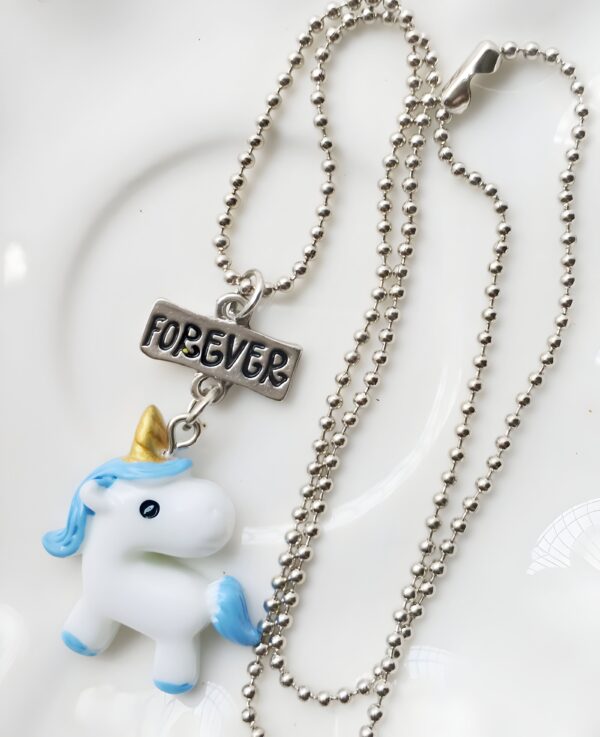 IMG-20241209-WA0010-min.jpg Collier Licorne Best Friend Forever 3 Parties