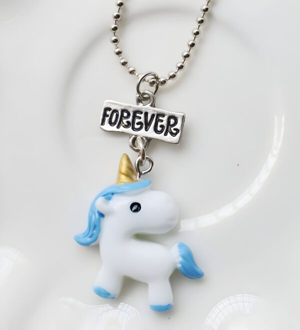 IMG-20241209-WA0014-min.jpg Collier Licorne Best Friend Forever 3 Parties