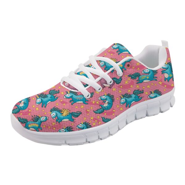 baskets-enfants-roses-motif-licorne-1a.jpg Chaussure de sport rose avec motif d'adorables licornes bleues et étoiles dorées. Lacets blancs. Semelle blanche. Style fantaisie et confortable., 45502294262015,45502294294783,45502294327551,45502294360319,45502294393087,45502294425855,45502294458623,45502294491391,45502294524159 | Licorne Shop
