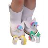 bottes-licorne-kawaii-personnalisables-1a.jpg Bottes blanches décorées d'ailes et d'unicorne, chaussures d'enfant fantaisie, style cowboy revisité avec des motifs ludiques, bottines originales pour petites filles., 45501096558847,45501096591615,45501096624383,45501096657151,45501096689919,45501096722687,45501096755455,45501096788223,45501096820991 | Licorne Shop