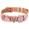 bracelet-motif-licorne-5a.jpg Un bracelet en acier inoxydable avec des breloques en forme de licorne, de cœur, de coccinelle et de papillon. Les breloques sont toutes de couleur rose et ornées de strass. Le bracelet est réglable et convient à toutes les tailles de poignet.