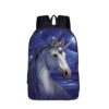 cartable-licorne-en-3d-creature-unicorne-3a.jpg licorne blanche avec une crinière argentée et une corne en spirale sur un fond bleu nuit étoilée