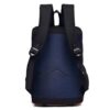 cartable-licorne-grand-format-rouge-1a.jpg Un sac à dos bleu avec des sangles noires et une poignée en cuir marron.