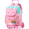 Une image d'un cartable à roulettes rose avec une licorne. Le cartable possède une poignée rose et des roues. Il est décoré d'une licorne avec des étoiles et un arc-en-ciel.