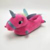 chaussons-licorne-doux-et-confortables-du-canada-1a.jpg Image de pantoufle licorne rose en peluche. Chaussons d'hiver confortables et originaux, parfaits pour se réchauffer les pieds avec style. Idée cadeau fantaisie pour les amoureux des licornes., 45502182424831,45502182457599,45502182490367,45502182523135,45502182555903,45502182588671,45502182621439,45502182654207,45502182686975 | Licorne Shop