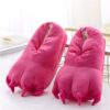 chaussons-licorne-pour-adultes-doux-et-scintillants-1a.jpg Une paire de chaussons roses en forme de pattes de monstre. Ils ont des griffes roses vives et l'intérieur est en fausse fourrure., 45502282203391,45502282236159,45502282268927,45502282301695,45502282334463,45502282367231,45502282399999,45502282432767,45502282465535 | Licorne Shop