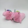 chaussons-licorne-pour-filles-chauds-et-antiderapants-1a.jpg Deux chaussons roses en forme de licorne avec crinière multicolore et corne argentée. Chaussons amusants et confortables pour les pieds., 45502282531071,45502282563839,45502282596607,45502282629375,45502282662143,45502282694911,45502282727679,45502282760447,45502282793215 | Licorne Shop