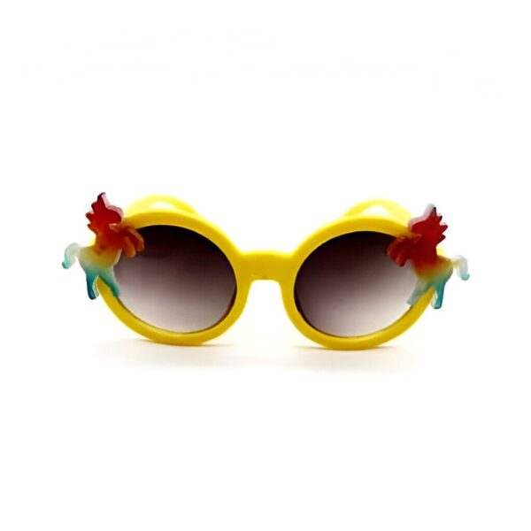 Lunettes de soleil jaunes pour enfants avec des décorations de licornes colorées sur les côtés. Accessoire mode fun pour protéger les yeux du soleil avec style., 45502256054527 | Licorne Shop
