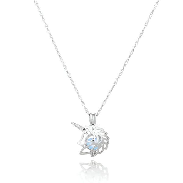 collier-avec-pendentif-licorne-lumineux-en-argent-sterling-1a.jpg Collier avec pendentif licorne en argent et pierre lumineuse. Bijou fantaisie pour femme ou fille., 45501759258879 | Licorne Shop