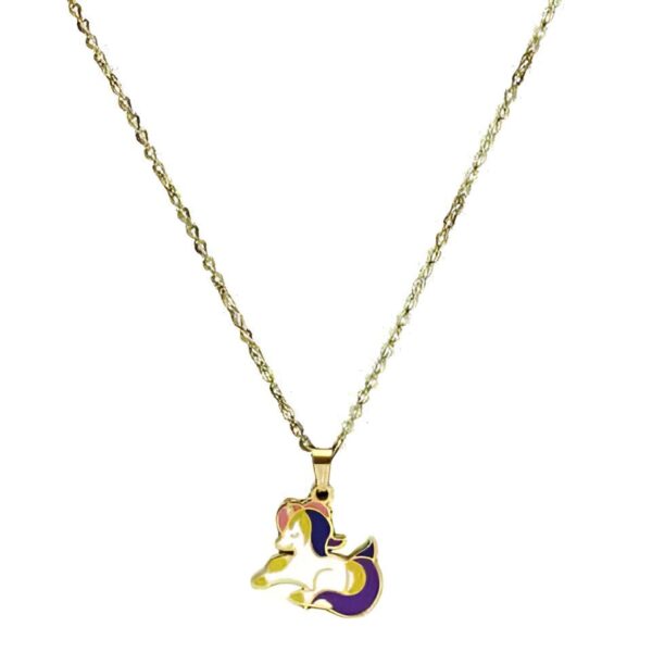 collier-licorne-pour-fille-en-argent-sterling-1a.jpg Collier avec pendentif licorne coloré. Bijou pour enfant avec chaîne dorée et motif fantaisie. Accessoire mode mignon et tendance., 45502395056383 | Licorne Shop