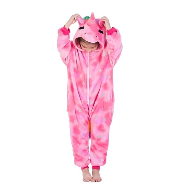 combinaison-pyjama-licorne-chaude-1a-1.jpg Enfant portant une combinaison pyjama intégrale rose tie-dye avec capuche en forme de licorne., 45502370480383,45502370513151,45502370545919,45502370578687,45502370611455,45502370644223,45502370676991,45502370709759 | Licorne Shop
