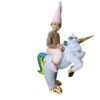 deguisement-licorne-a-chevaucher-pour-enfant-1a.jpg Un enfant en costume gonflable de licorne blanche avec crinière bleue, corne dorée et queue arc-en-ciel. L'enfant porte également un chapeau conique rose., 45501290742015,45501290774783,45501290807551,45501290840319,45501290873087,45501290905855,45501290938623,45501290971391 | Licorne Shop