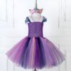 deguisement-licorne-pour-fille-avec-serre-tete-1a.jpg Costume de licorne violet pour fille, avec un haut en crochet violet et une jupe tutu multicolore. Un serre-tête licorne assorti complète le look magique. Parfait pour les fêtes d'anniversaire et le carnaval., 45501282353407,45501282386175,45501282418943,45501282451711,45501282484479,45501282517247,45501282550015,45501282582783 | Licorne Shop