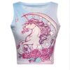 Débardeur imprimé avec un motif d'un licorne, étoiles et roses. Le fond est bleu dégradé. Vêtement tendance et fantaisiste., 45501295263999 | Licorne Shop