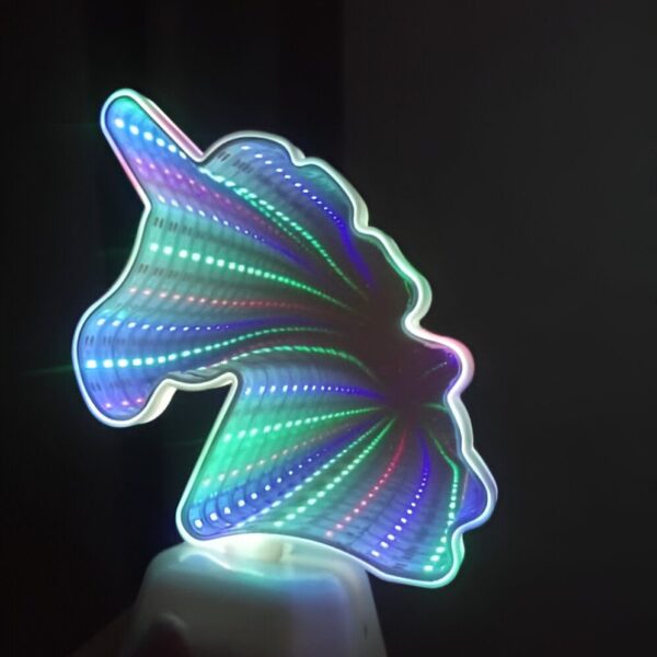 Lampe de chevet licorne avec un effet miroir infini et des lumières LED colorées. Décoration intérieure féerique pour enfant. Éclairage doux et magique., 45501072605439 | Licorne Shop