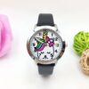 montre-enfant-licorne-facile-a-lire-et-bracelet-en-cuir-noir-1a.jpg Montre enfant avec bracelet noir et cadran à motif licorne colorée avec des chiffres. Accessoire tendance pour les jeunes filles., 45501128114431 | Licorne Shop