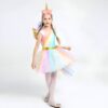 Une jeune fille en costume de licorne coloré avec des ailes dorées et un tutu brillant. Idéal pour les fêtes d'anniversaire, Halloween ou toute occasion spéciale., 45502407147775,45502407180543,45502407213311,45502407246079,45502407278847,45502407311615,45502407344383,45502407377151 | Licorne Shop