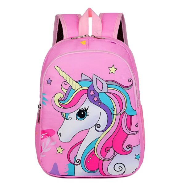 sac-a-dos-licorne-fille-2a_282c8803-3ac0-47cc-bd6b-905ec08d9024-1.jpg Le cartable rose est décoré d'une licorne blanche avec une crinière arc-en-ciel. Il y a aussi des étoiles et des lunes sur le cartable.