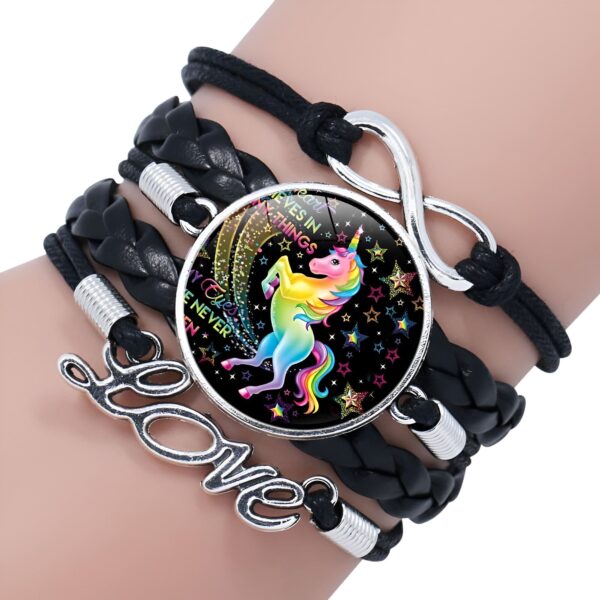 Bracelet multicouche noir avec pendentif licorne arc-en-ciel, symbole infini et mot "love". Bijou fantaisie tendance., 45501372465407 | Licorne Shop